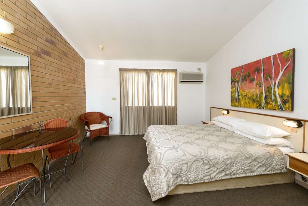 Wild Scotsman Motor Inn Gin Gin Qld Rum bild